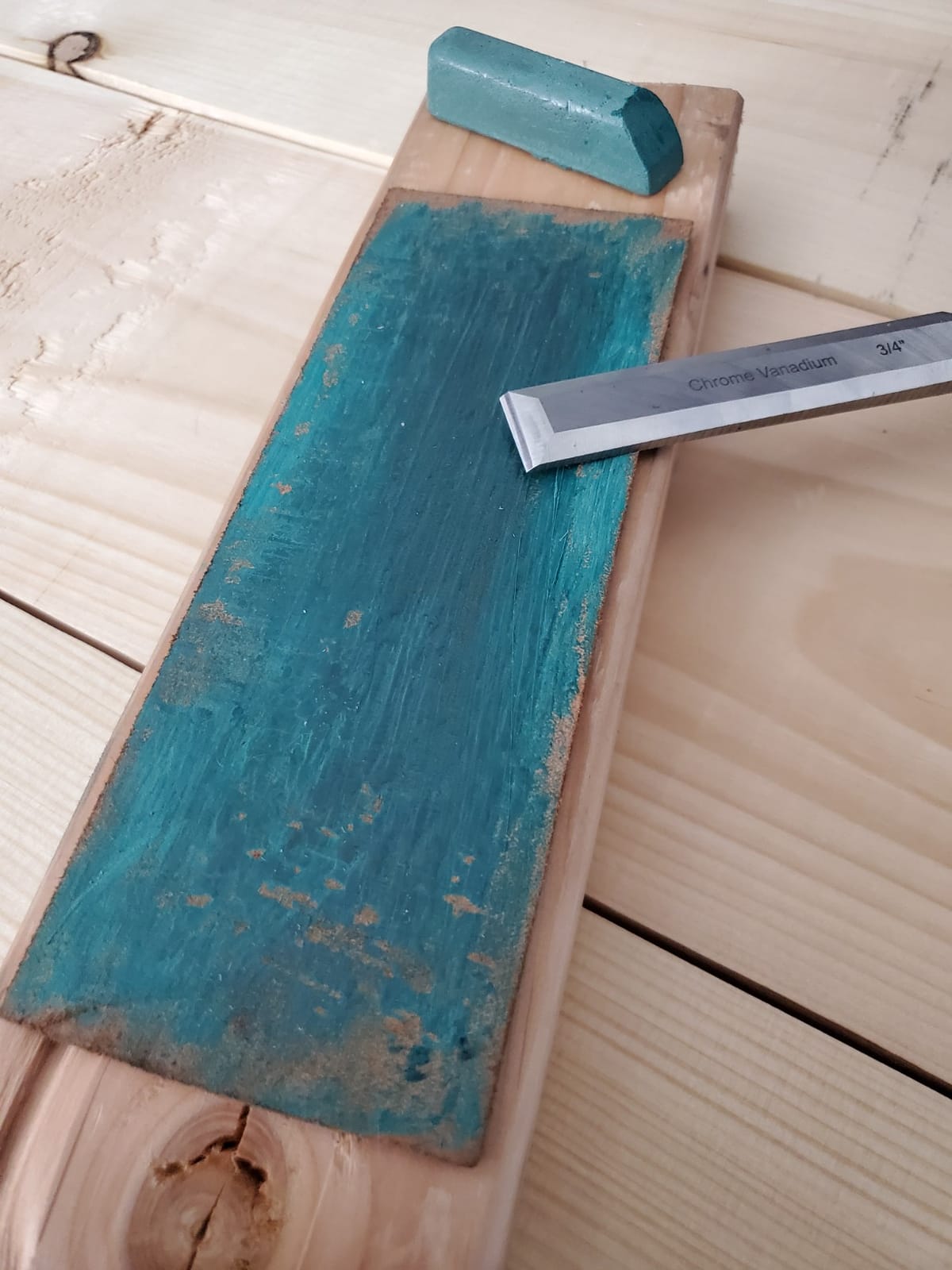 Hutsuls Brown Leather Strop with Compound - Get Razor-Sharp Edges with Stropping Kit, Green Honing Compound & Vegetable Tanned Two Sided Knife Sharpener Step-by-Step Guide Included customer photo 2
