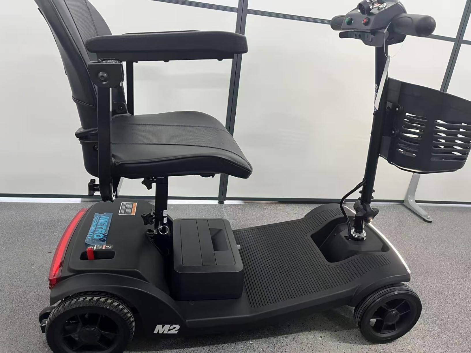 HeavyDuty MobilityScooter for Seniors/Adults 25-35Miles 500W 450lbs Purple customer photo 1