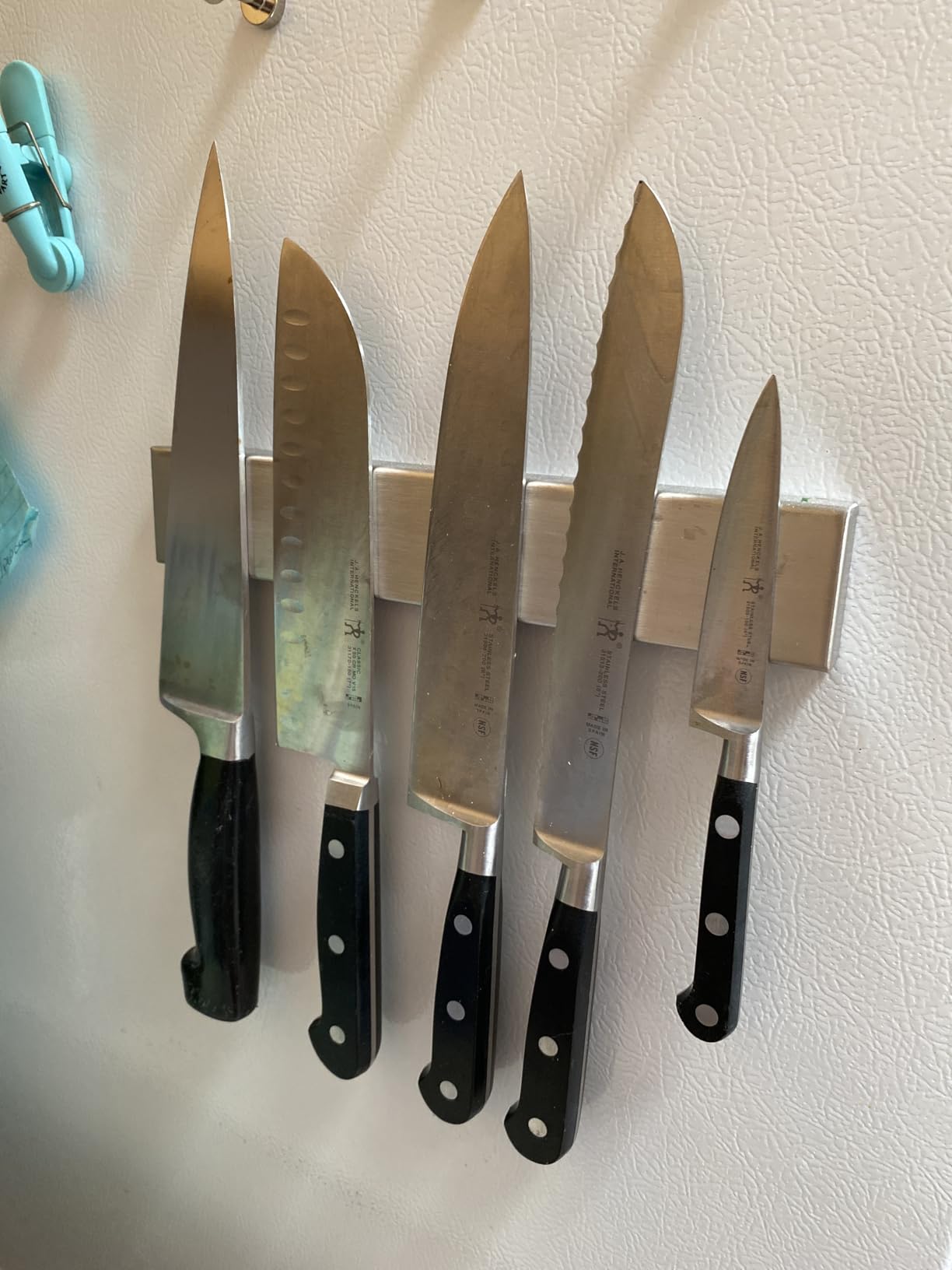 Magnetic Knife Holder for Wall, Knife Magnetic Strip Magnetic Knife Holder for Refrigerator Mount Knife Rack Kitchen Utensil Holder Metal Tool Holder Knife Block Kitchen Organizer Accessories 9.7 Inch customer photo 1