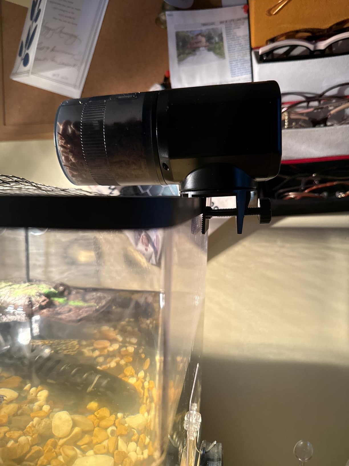 Automatic Fish Feeder Dispenser for Aquarium: 200ml Large Capacity Auto Feeders for Small Tank Turtle Betta Koi - Battery Food Feeding Timer for Flakes Pellet Vacation Weekend Day customer photo 1