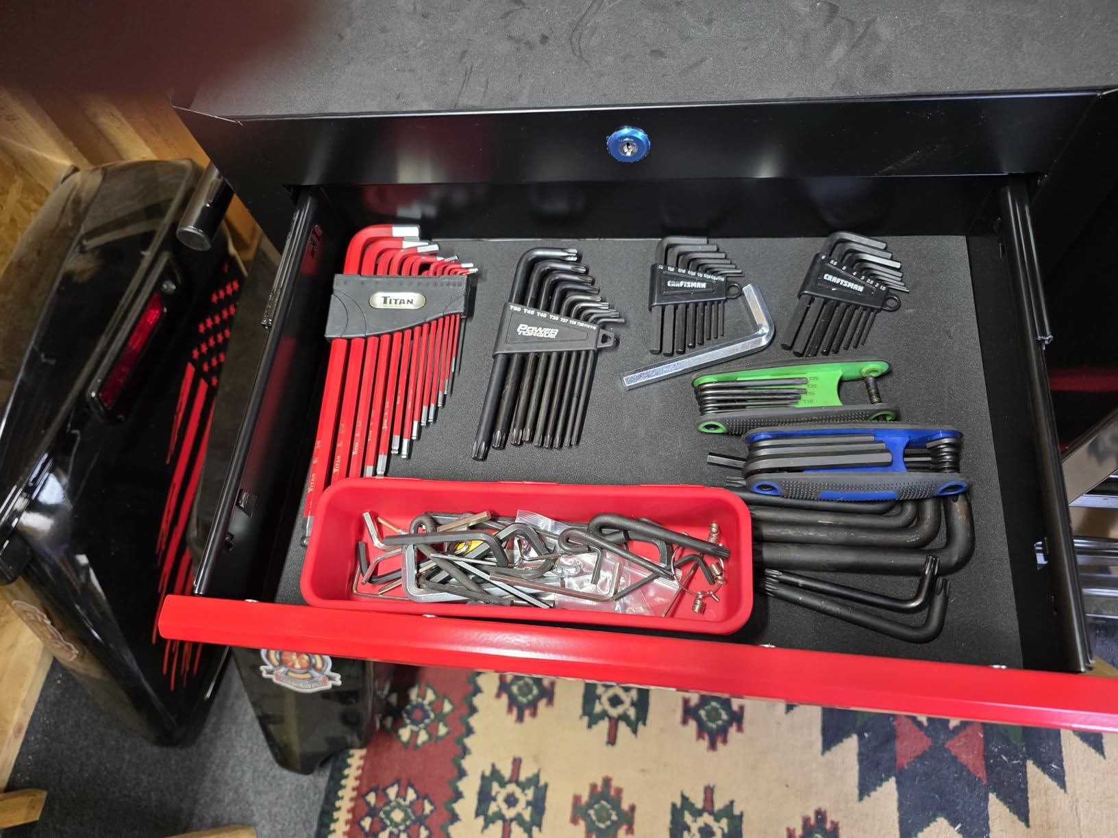 5 Drawers Rolling Tool Chest with Wheels, Multifunctional Rolling Tool Storage Cart, Drawers Trolley Organizer Tool Box for Warehouse, Garage, Workshop, Repair Shop (Black) customer photo 1