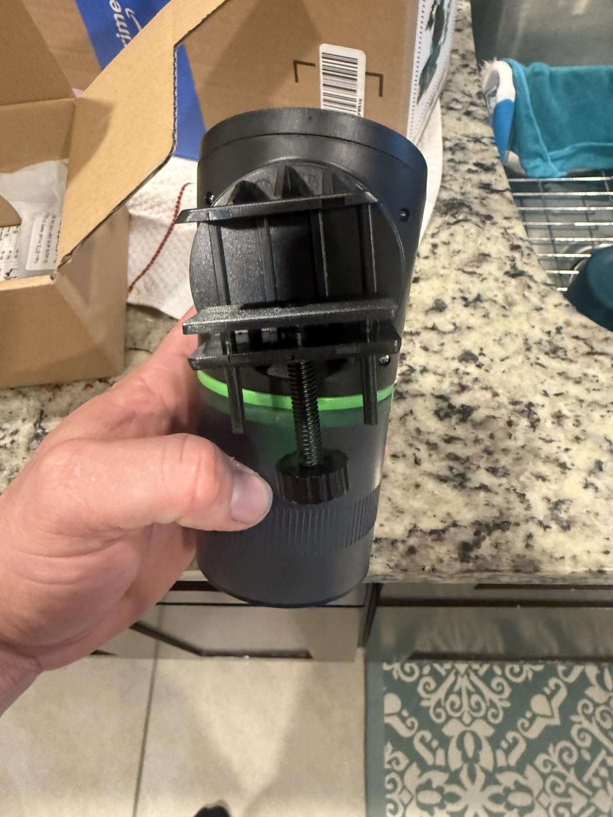 Ycozy WiFi Automatic Fish Feeder for Aquarium with Remote APP Control, Plug Powered, with Plug & USB-C Cable Vacation Auto Fish Food Dispenser for Small Tank/Betta/Turtle customer photo 1