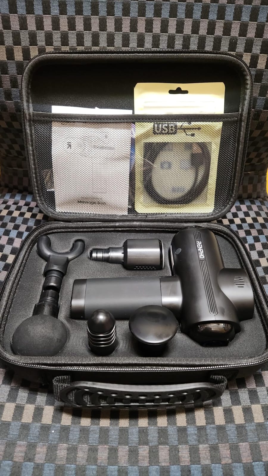 RENPHO Mini Thermacool Massage Gun with Heat and Cold, Pocket-Sized, Small customer photo 1