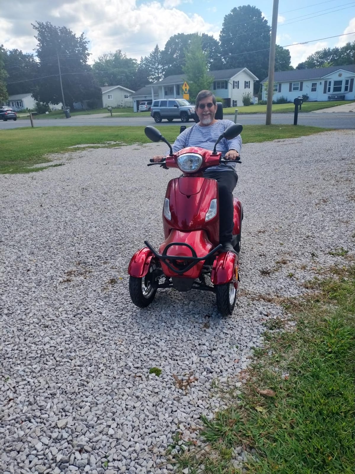 Mobility Scooters for Seniors & Adults 500lbs Capacity - 800W All Terrain Electric Powered Mobility Cart - Heavy Duty Mobility Scooter for Elderly w/Charger Remote Keys (Green) customer photo 1